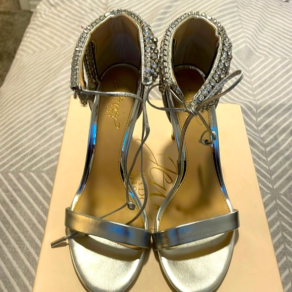Badgley Mischika Hees - Picture 1 of 4